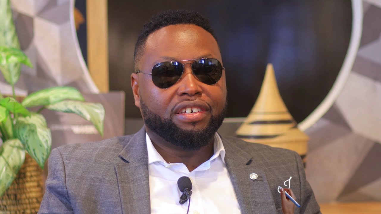 FRANCE: NAJE IWANJYE NSANGA MADAME YAZANYE ABAPOLISI BO KUMFATA!TWAPFUYE INZU NTUBAKIYE MABUKWE!😭