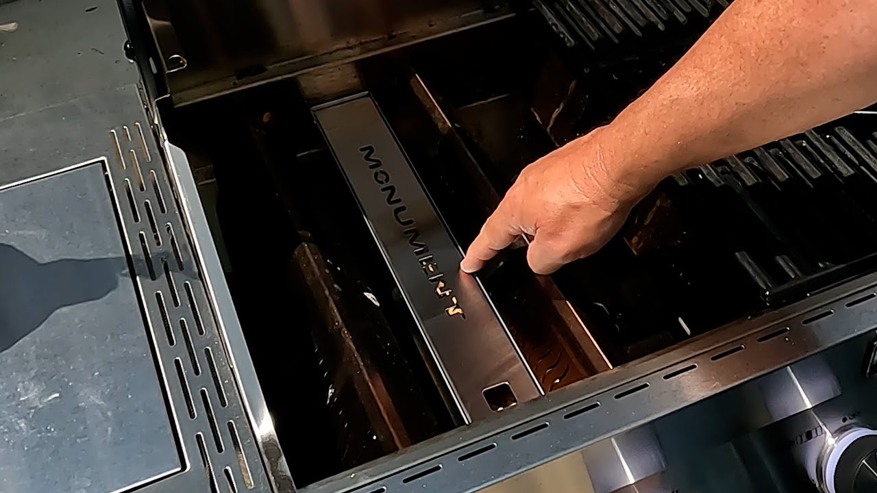 Top 5 Accessories for Grills (That AREN'T a WASTE of MONEY!)