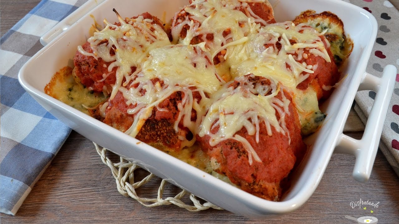 Pechugas de pollo rellenas de espinacas y ricotta. Receta fácil, rápida y deliciosa