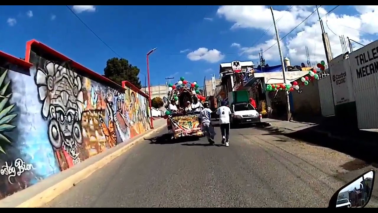 Rodando en moto Terrenate