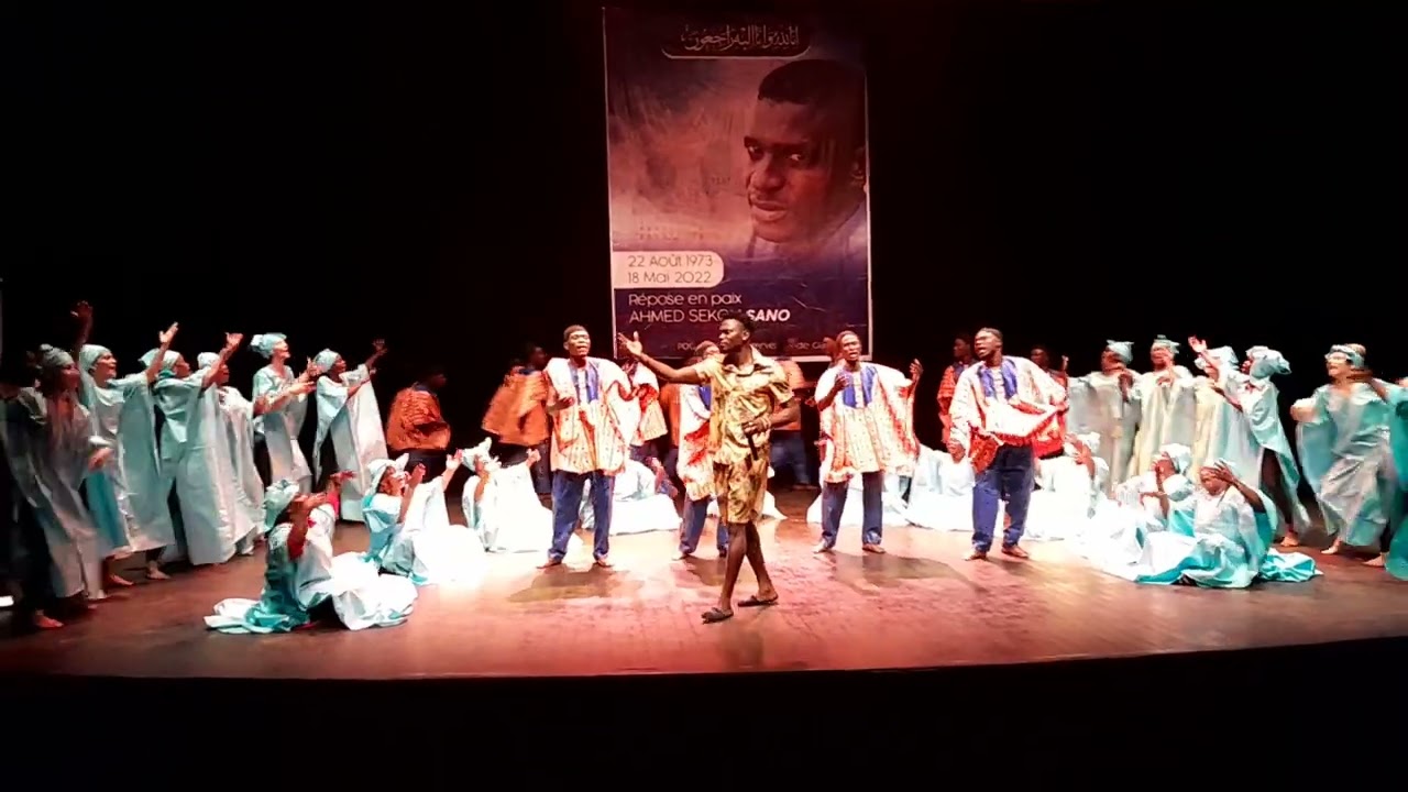 Merveilles de Guin&eacute;e au centre culturel franco Guin&eacute;en spectacle  d'hommage &agrave; AHMED SEKOU SANO