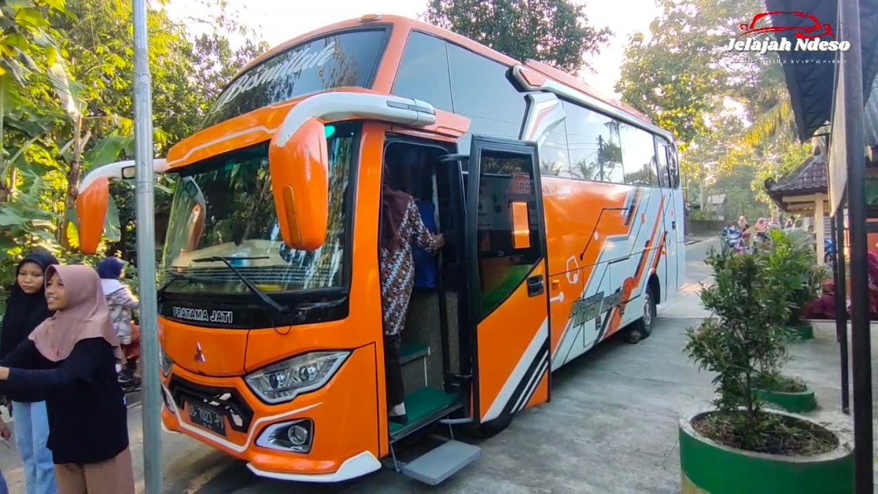 Habis Ujian Akhir Siswa SD pilih Bus Medium double glas Untuk hiling murah meriah