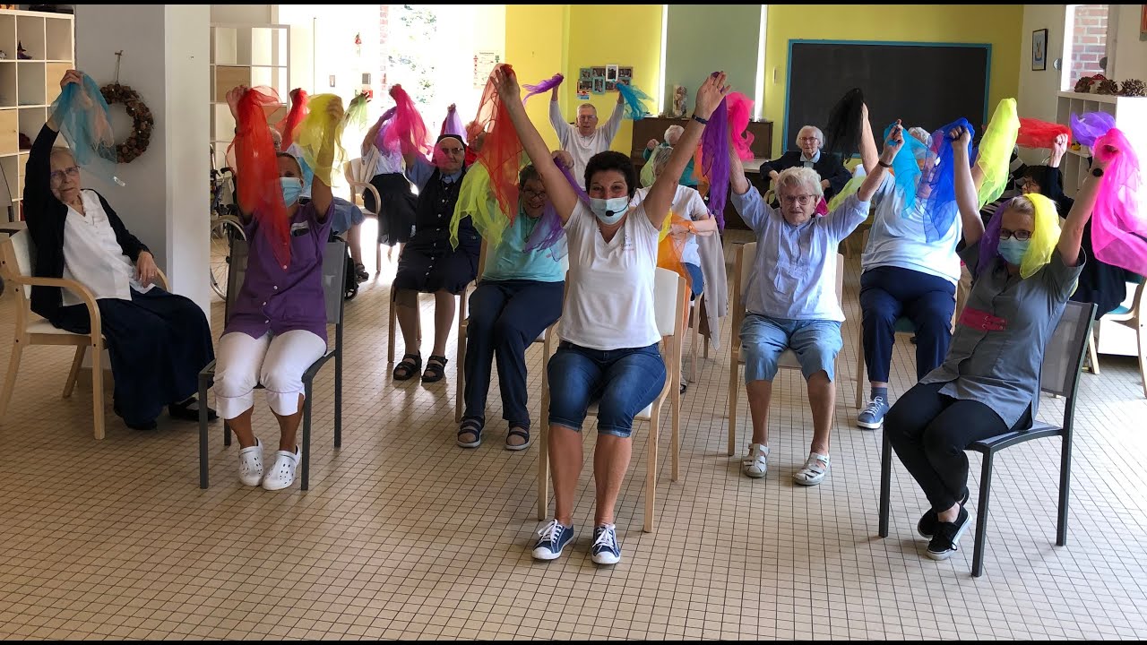 Danse  Iko IKo en position assise : septembre 2021