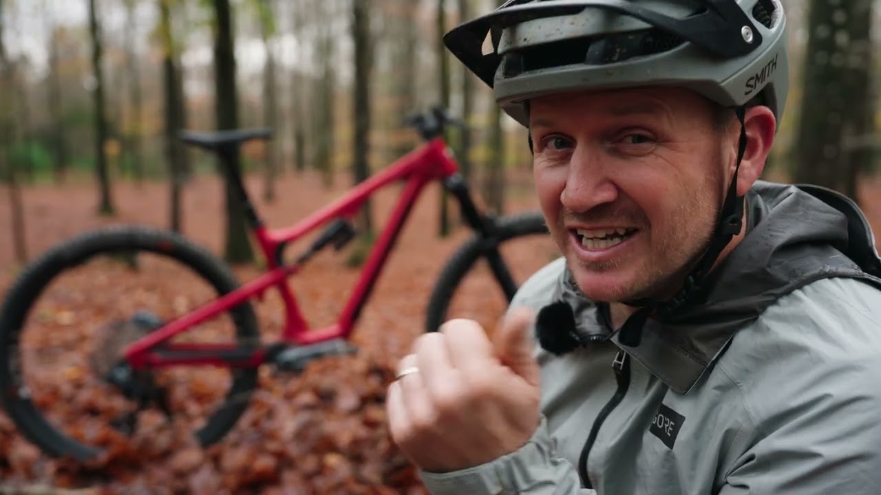 Блейк Самсон виртуозно управляет новой байком Nukeproof Reactor V2!