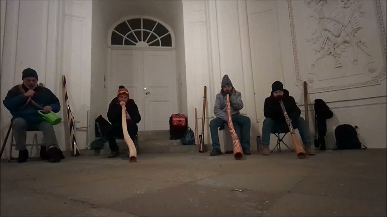 E Didgeridoo Quartett