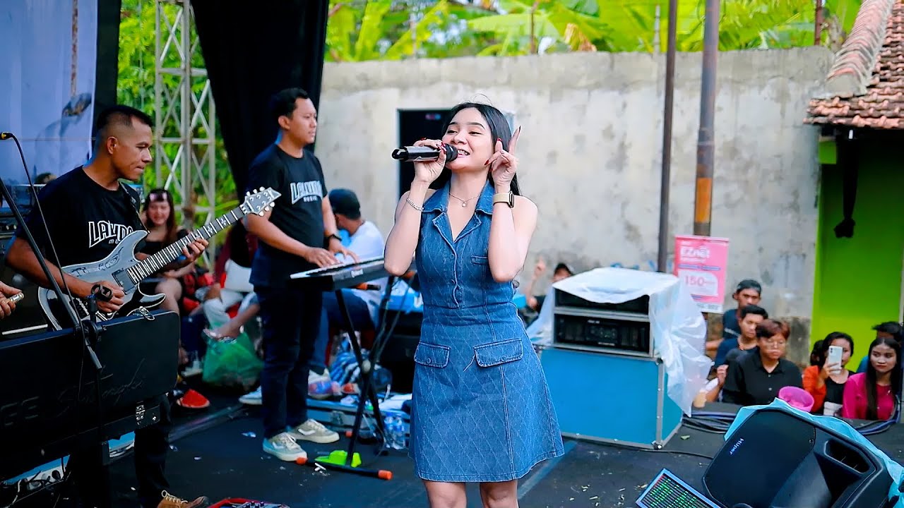 LALUNA MUSIC - CINTA TAK TERPISAHKAN KURNIA RAHMA - WEDDING PARTY EKO & DESTY - MENAWAN KUDUS