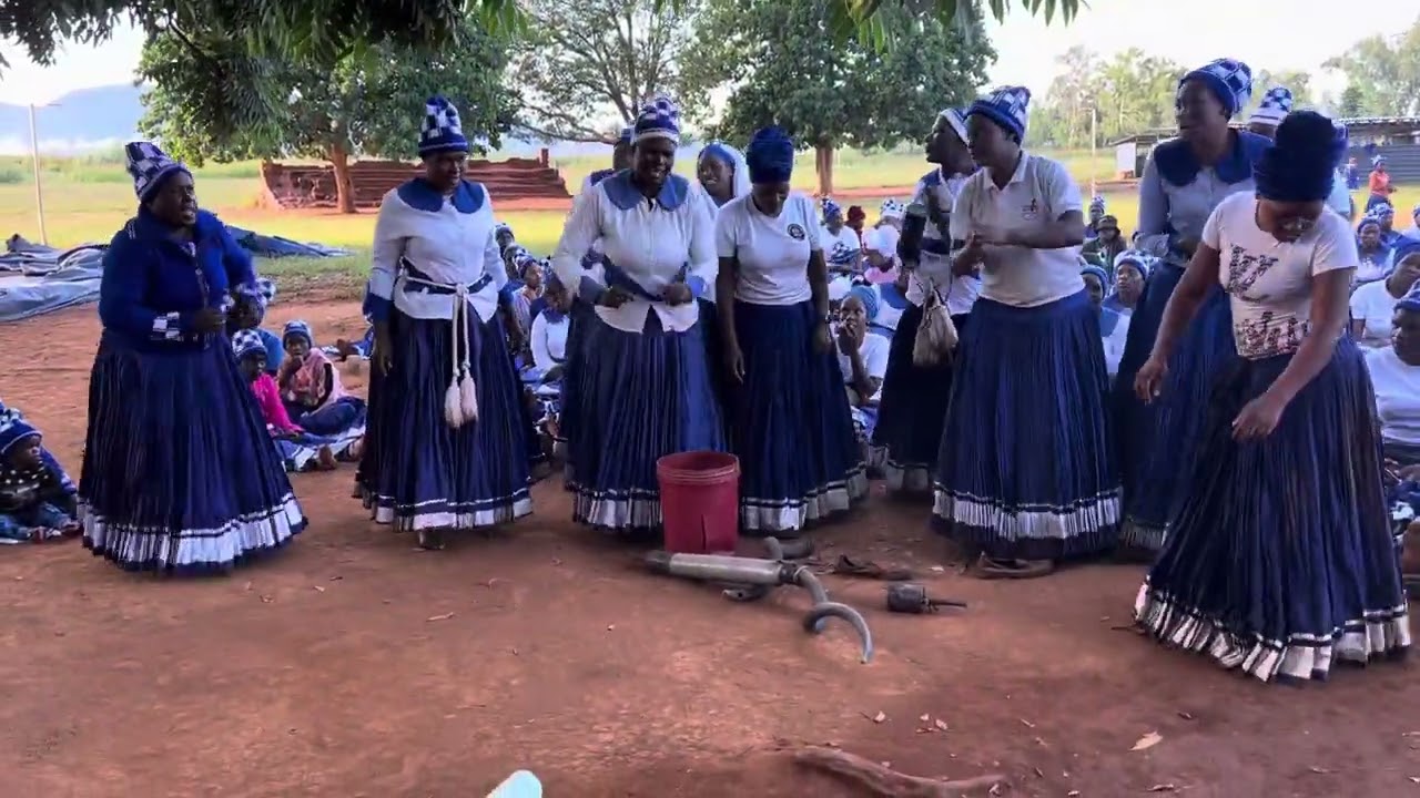 Baba ndiri muranda wako: Musvovi singing 🎵