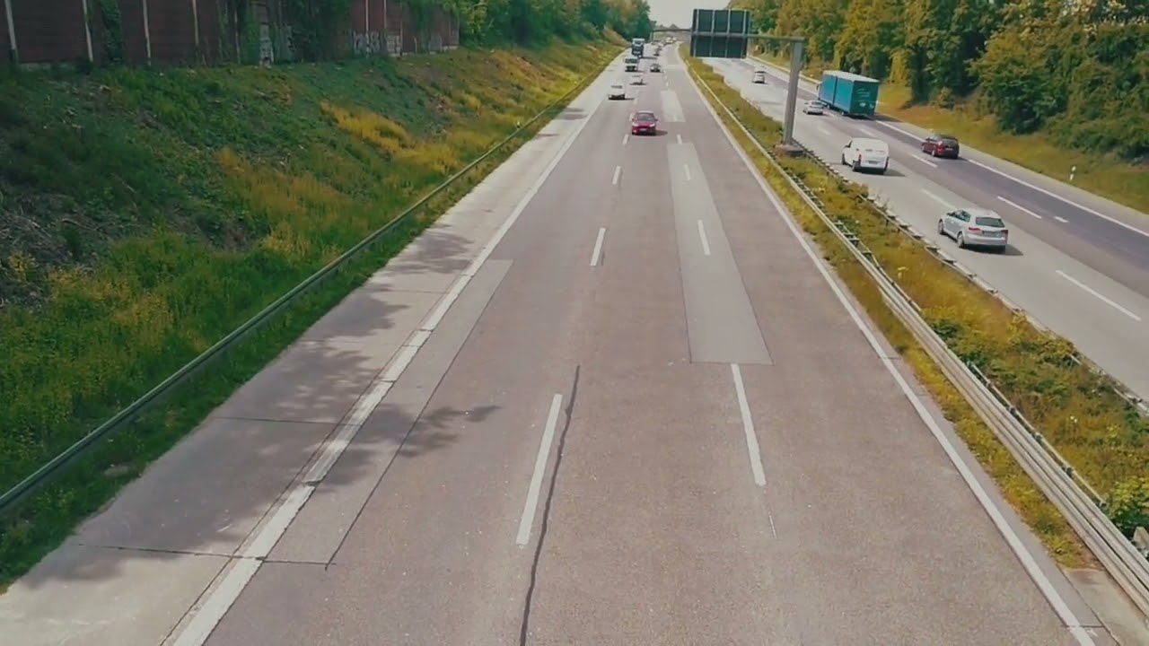 Top Speed Autobahn Chase! Porsche Taycan