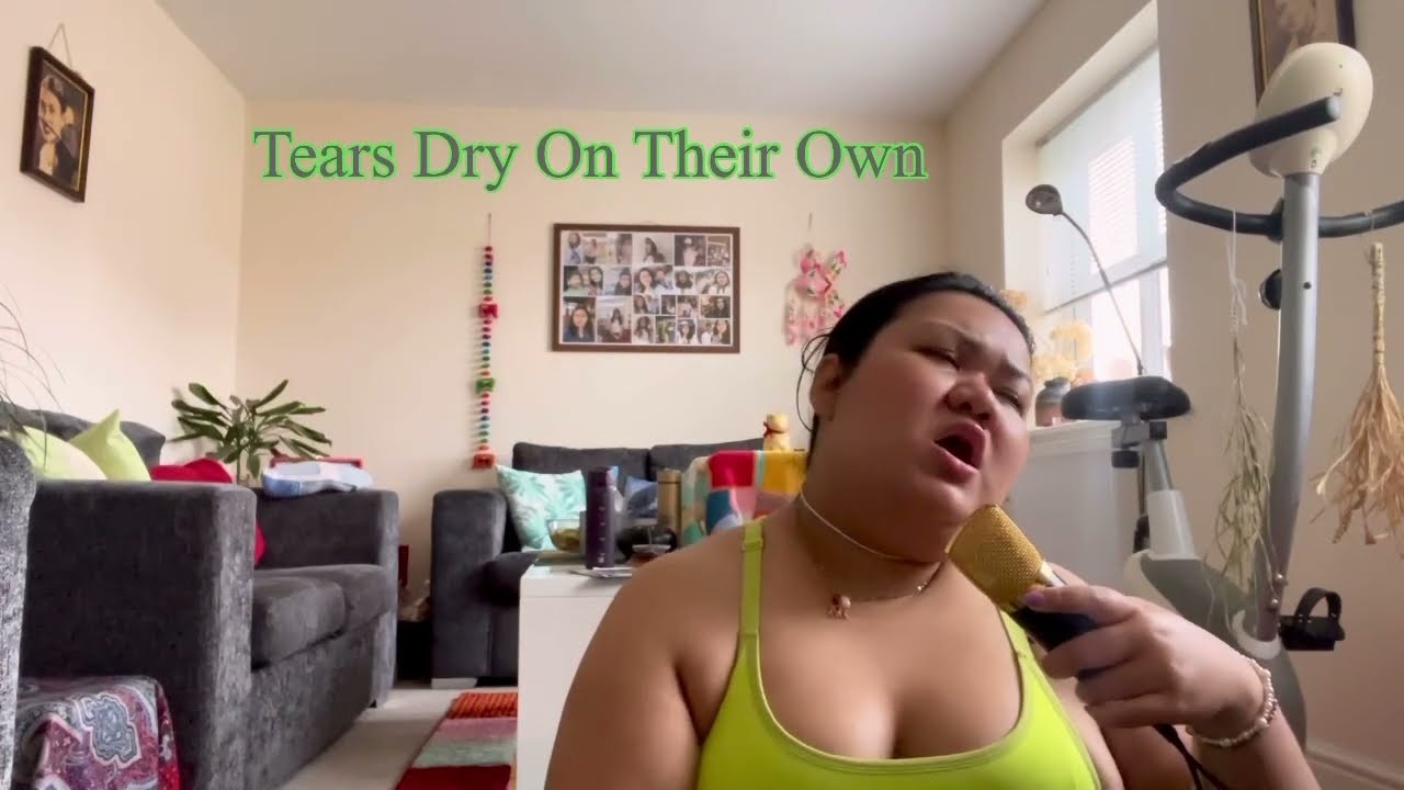 Amy Winehouse - Tears Dry On Their Own 😪 (Cover by Meemi)