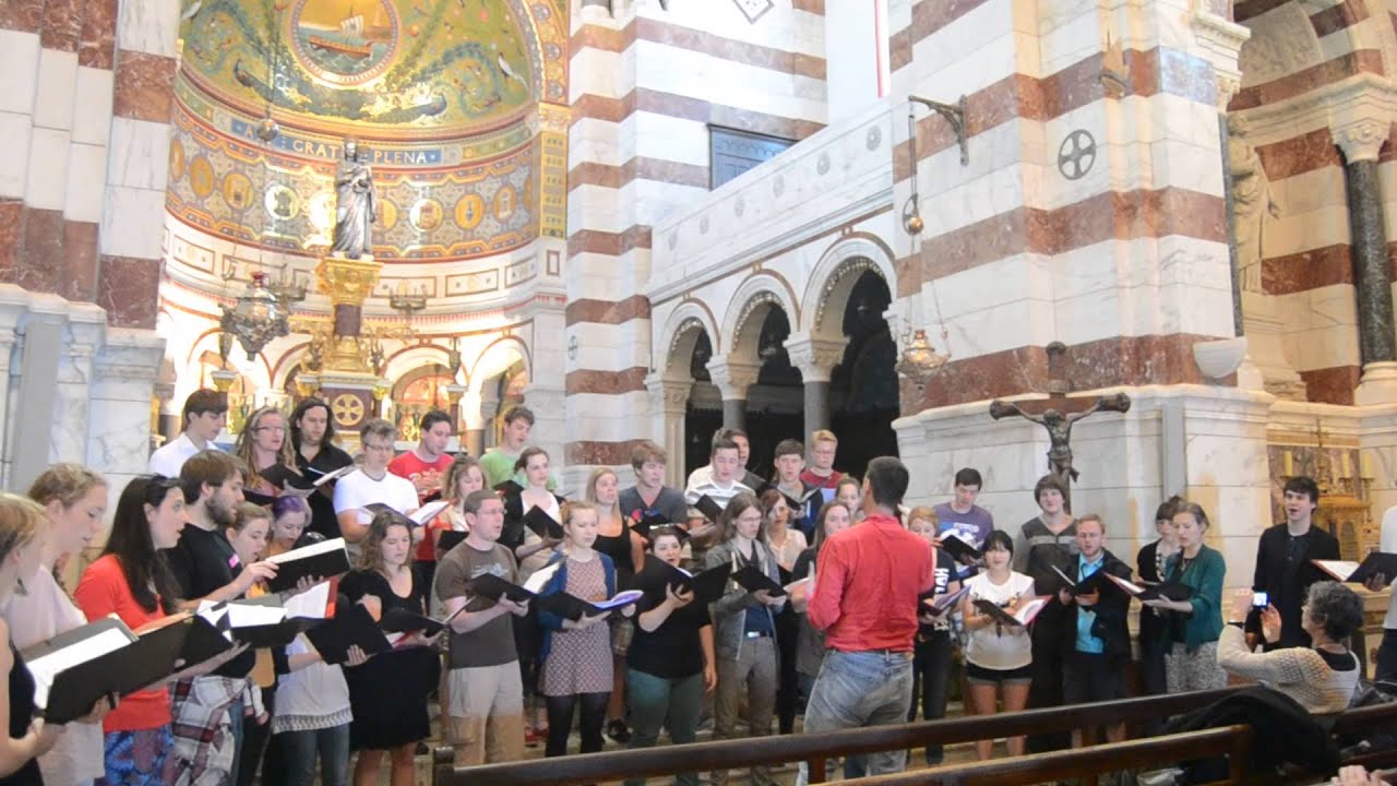 Gaudete und Ave Maria - Landesjugendchor von Rheinland Pfalz im Notre Dame von Maiselle