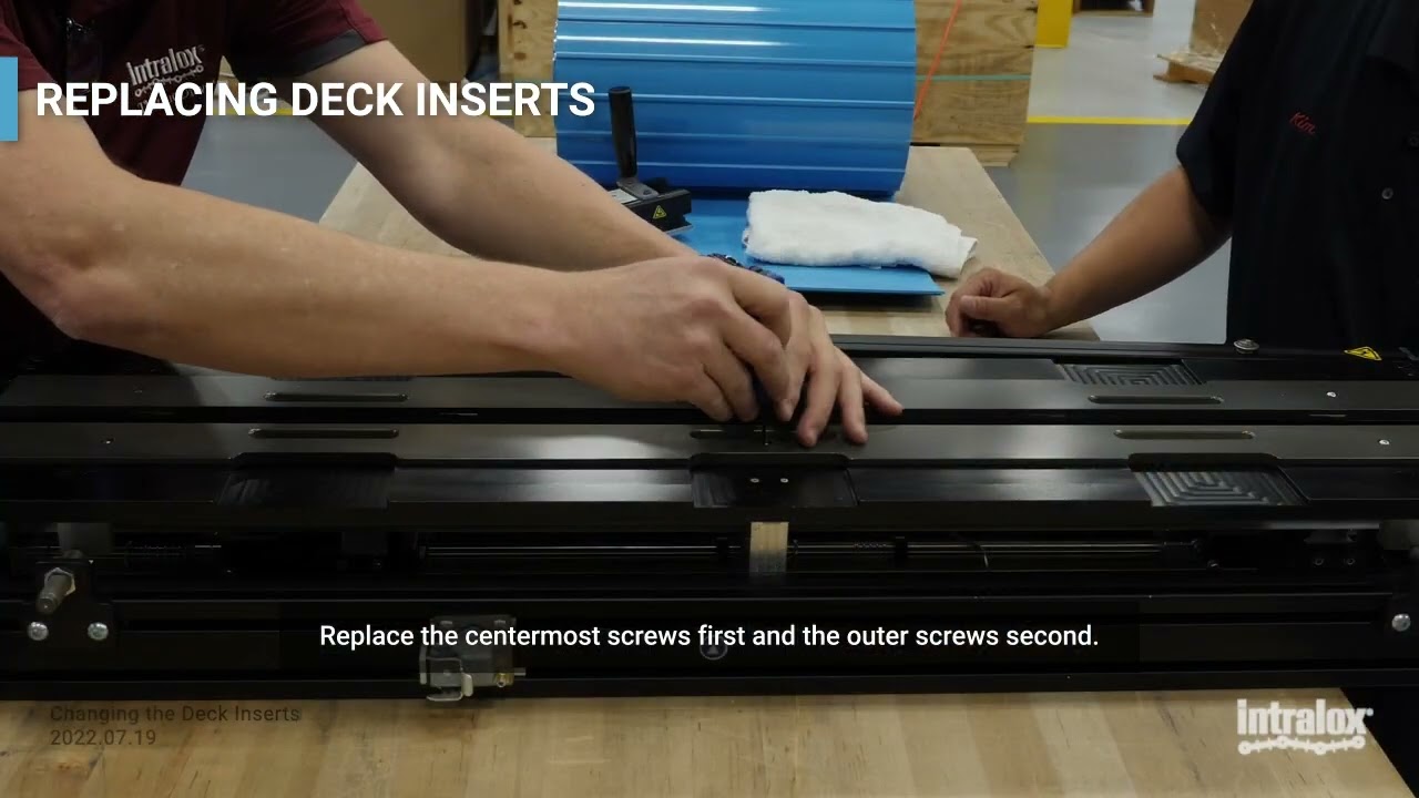 Changing the Deck Inserts (Streamline Splicing)