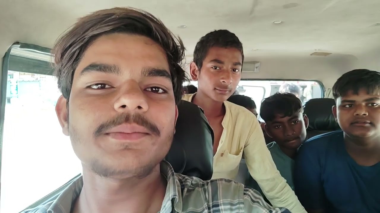 आज सुबह सुबह यह क्या करना पड़ा 😀 और आज बच्चे लोग बोलेरो से शूटिंग करने गए थे 😀😀 my blog 🎉