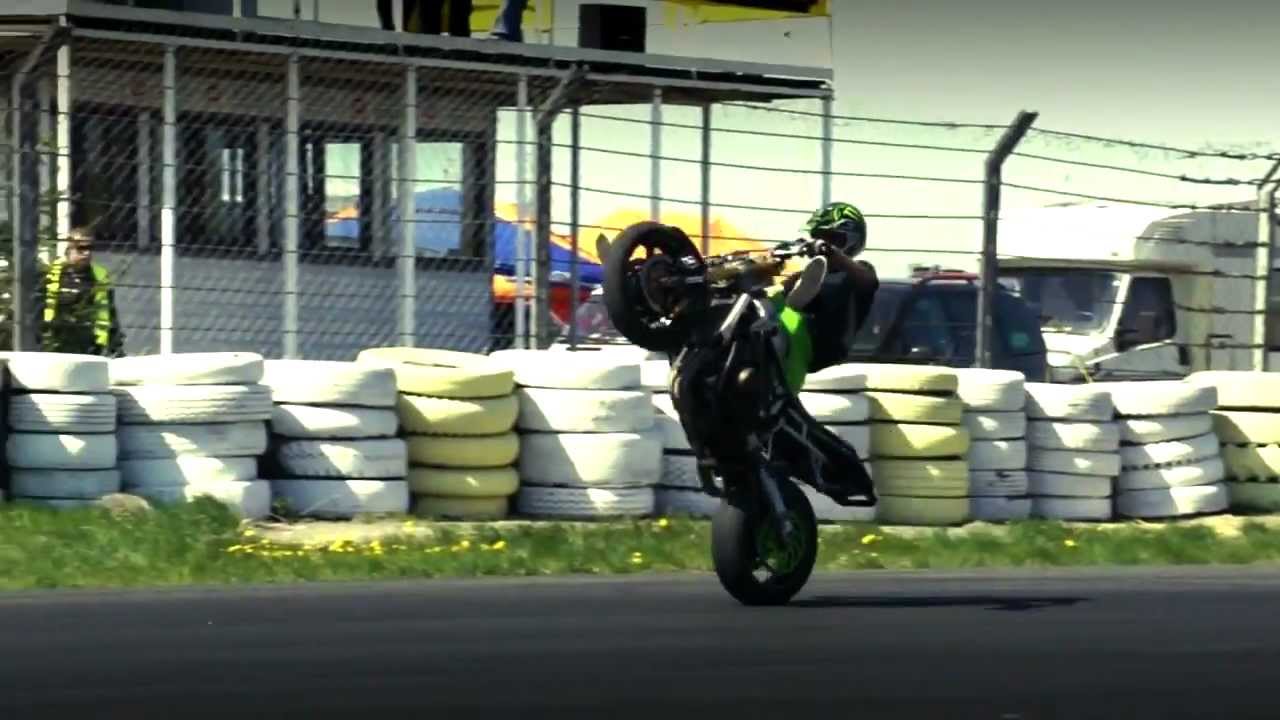Stunt na Maj&oacute;wce z BMW MPower Club