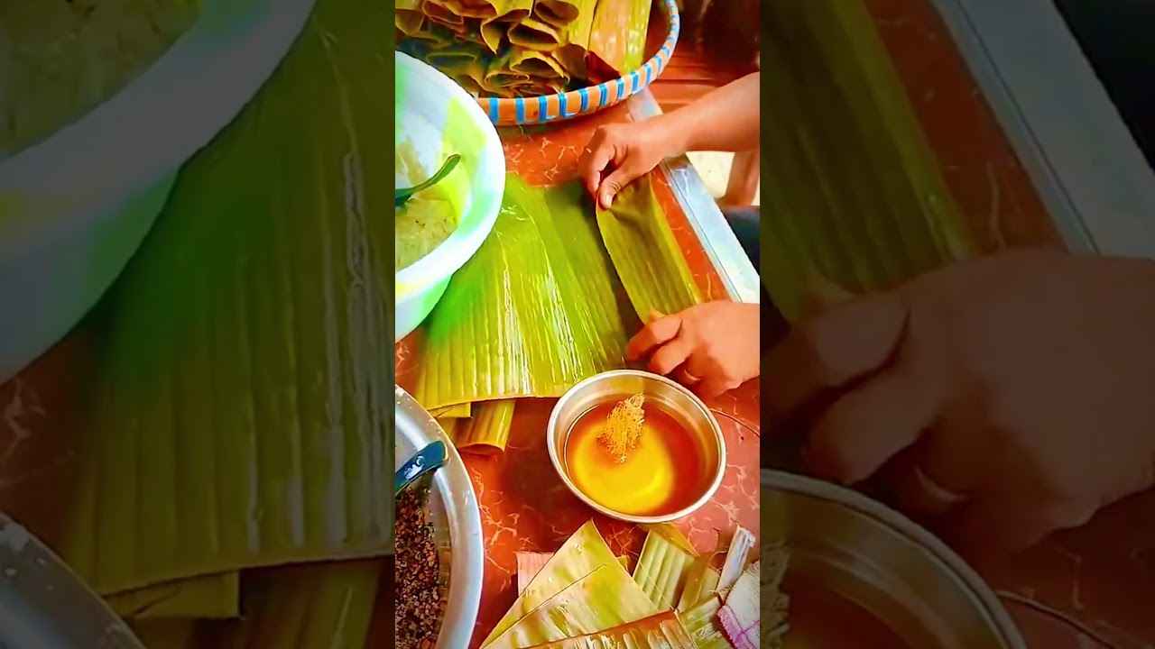 Traditional food uses banana leaf wrap #shorts