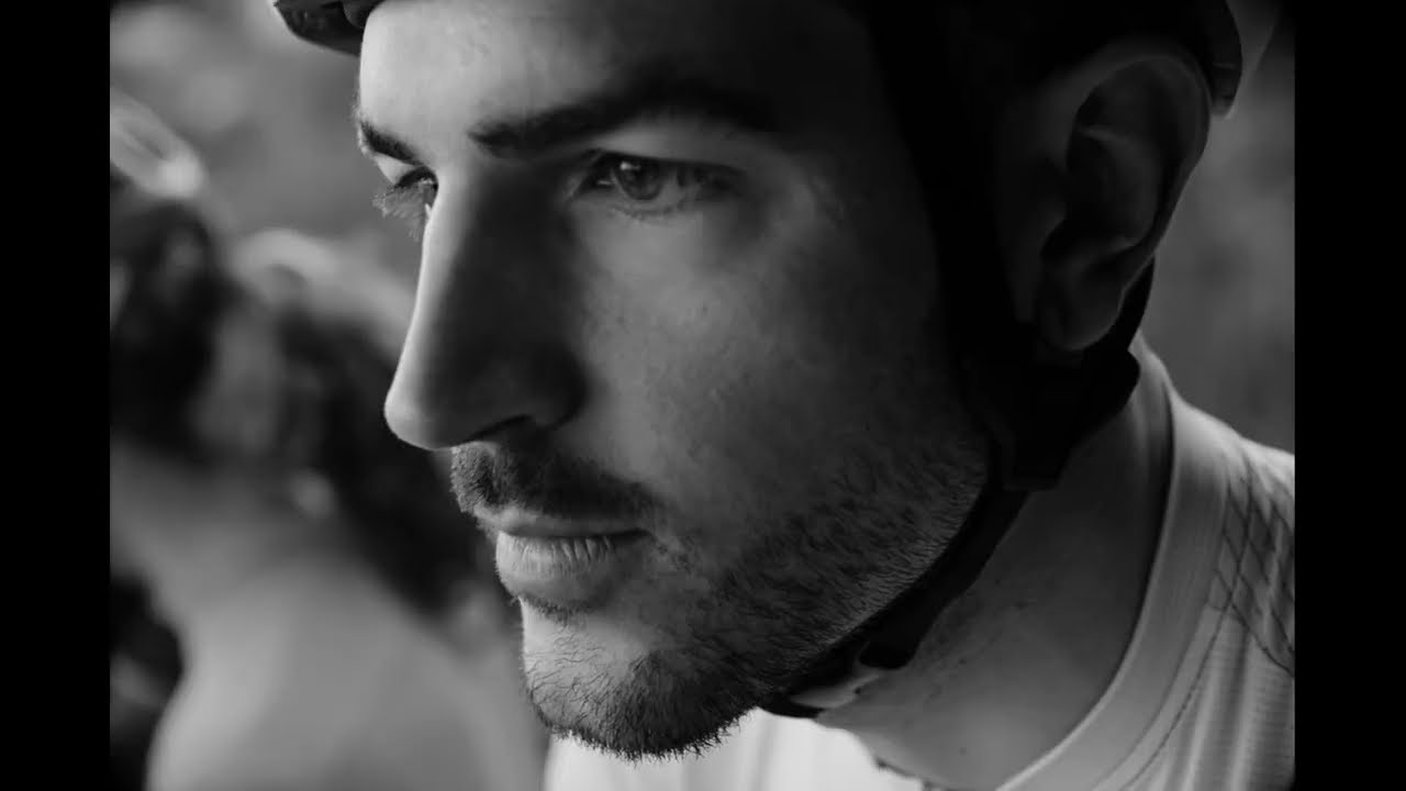 Garmin prezintă | Nu te opri din pedalat. &Icirc;mpreună.