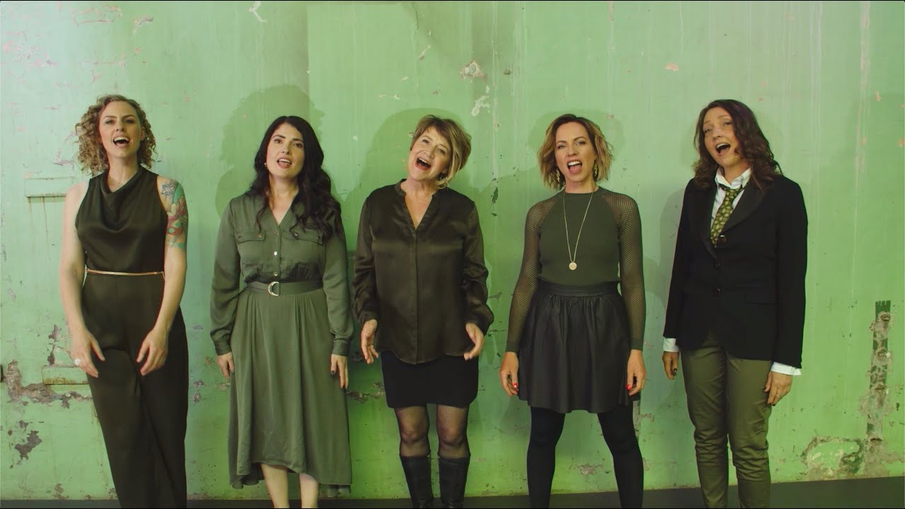 Coco's Lunch - Tha Thin Tha (composed by Lisa Young with Ben Robertson) - Official Video