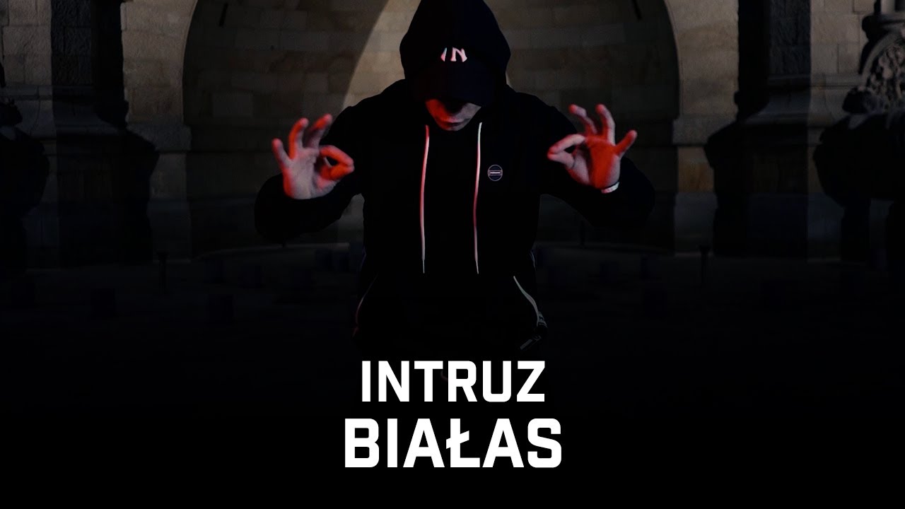 Intruz - Białas