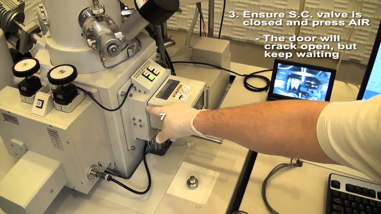 Hitachi S-4800 SEM sample insertion