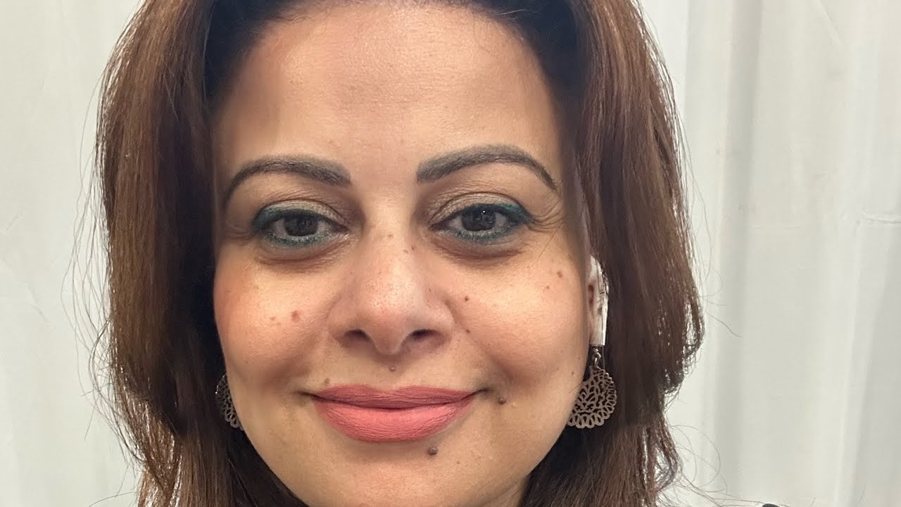 تعليقي علي قصه منال نجيب ومقارنه بين رد فعل الكنيسه المصريه والانبا بولا علي قصتها وقصه الطفل ياسين