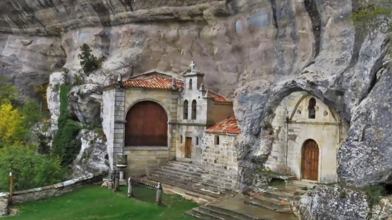 OJO  GUAREÑA  ( Burgos)