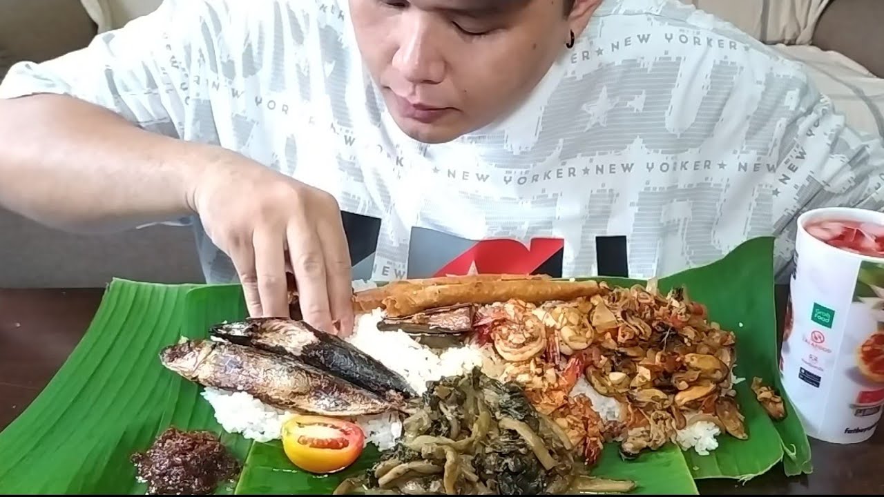 Boodle fight