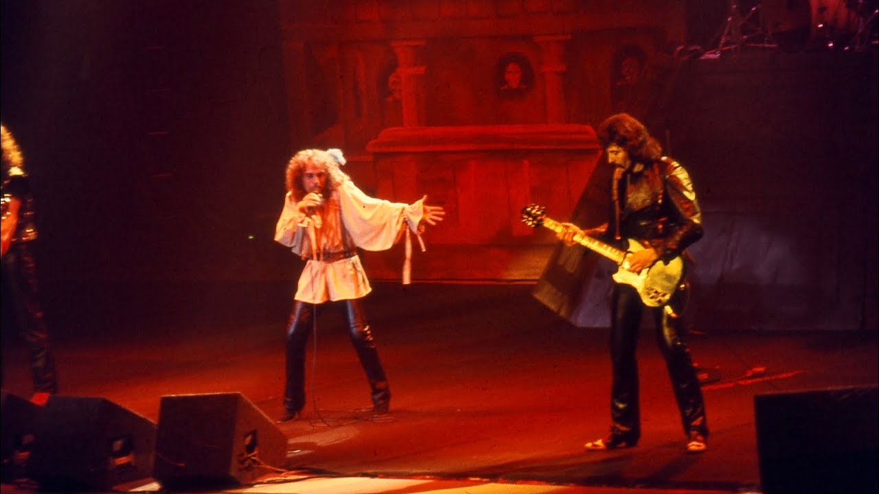 Black Sabbath LIVE - Maple Leaf Gardens, Toronto, Canada 11/19/1981 REMASTERED