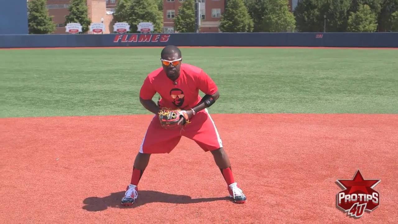 How to Fundamentally Field a Ground Ball with Brandon Phillips