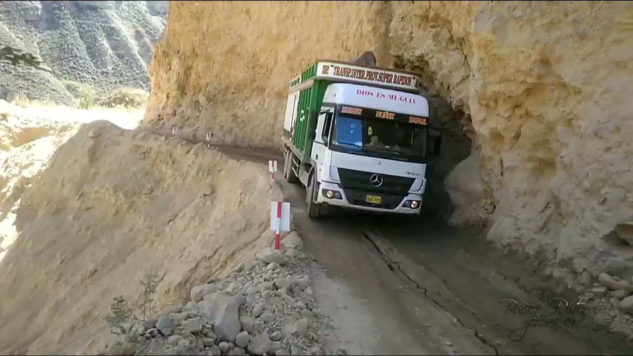 CAMIONERO PERUANO RUMBO A HUACAYBAMBA HUANUCO PERU | RUTAS MORTALES PERU