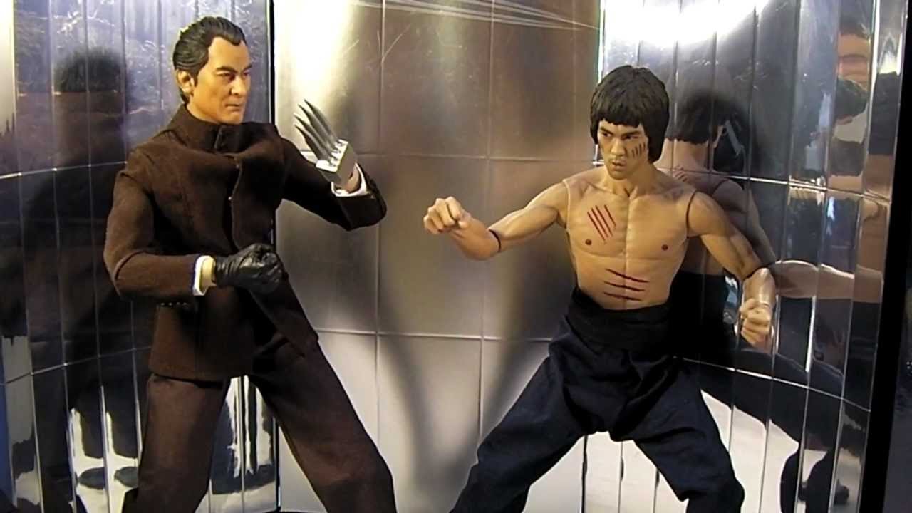 Hot Toys 12