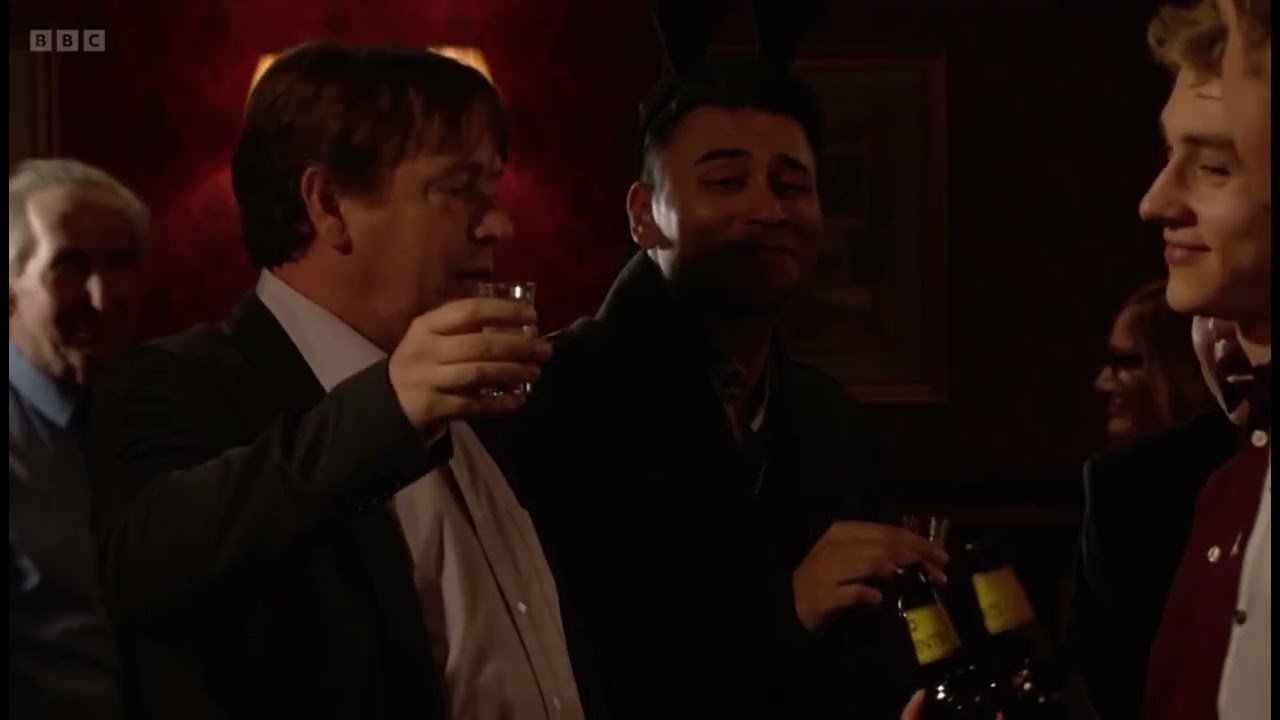 Eastenders Lauren leaves as Ian offers Lauren alcohol by mistake forgetting that she can’t drink