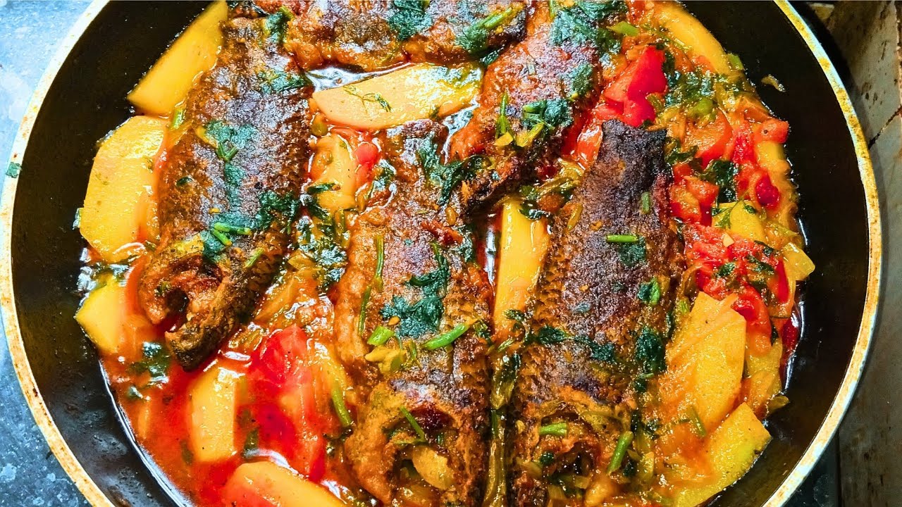 কই মাছের ঝাল রেসিপি জিভে জল আনা স্বাদ।#KoimachherJhal#কইমাছেররেসিপি@MomReedishnabangla