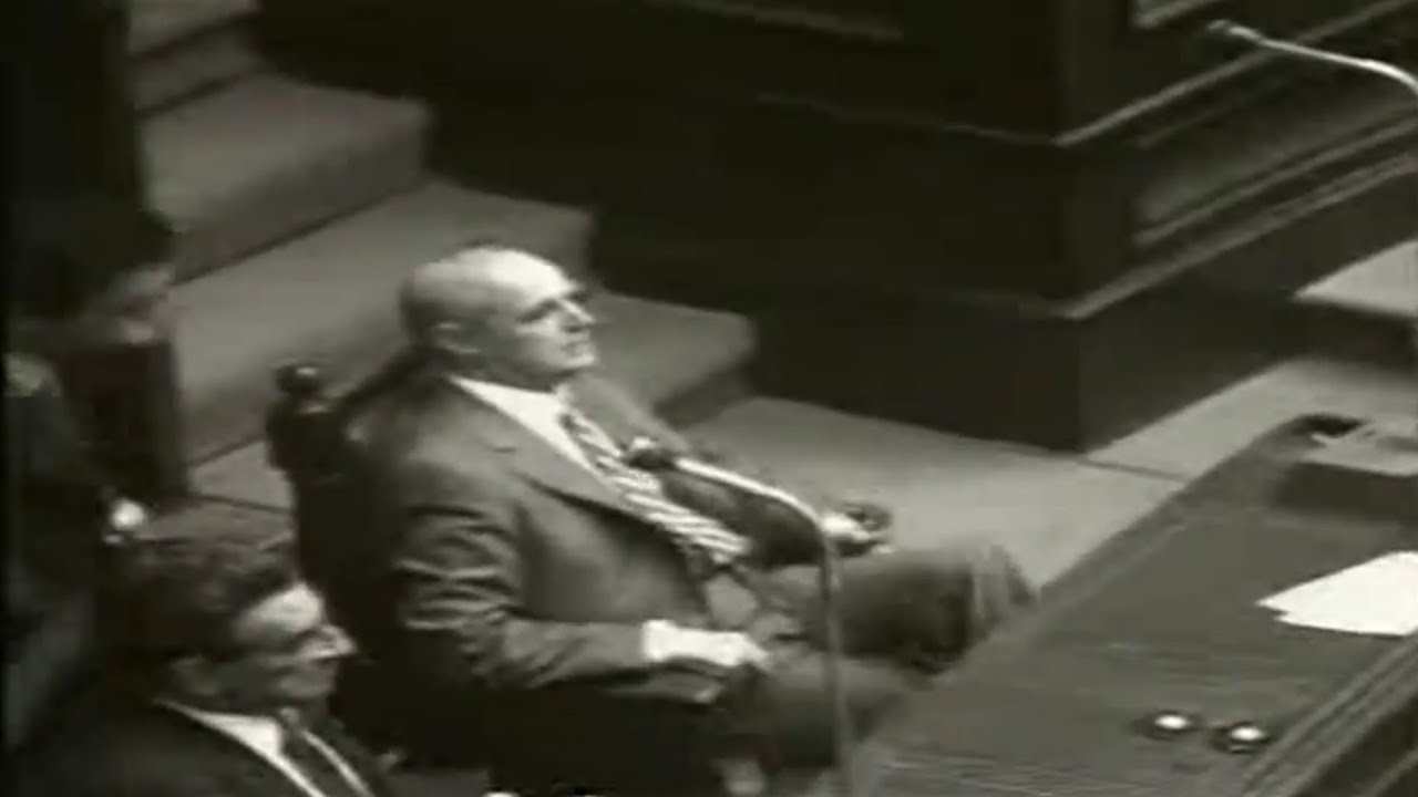 Εκλογή Κωνσταντίνου Τσάτσου ως Προέδρου της Δημοκρατίας (19/06/1975)