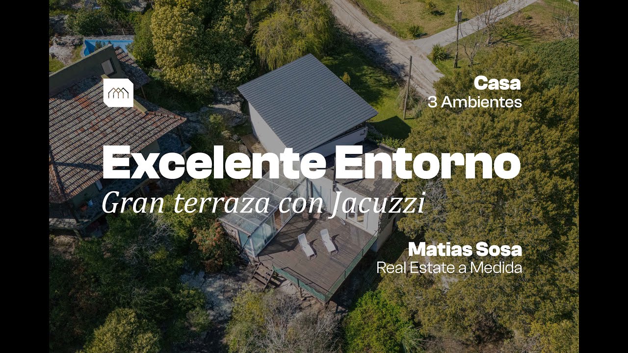 VENTA Casa 3 ambientes ubicada en Sierra de los Padres. Gran terraza con deck y jacuzzi.