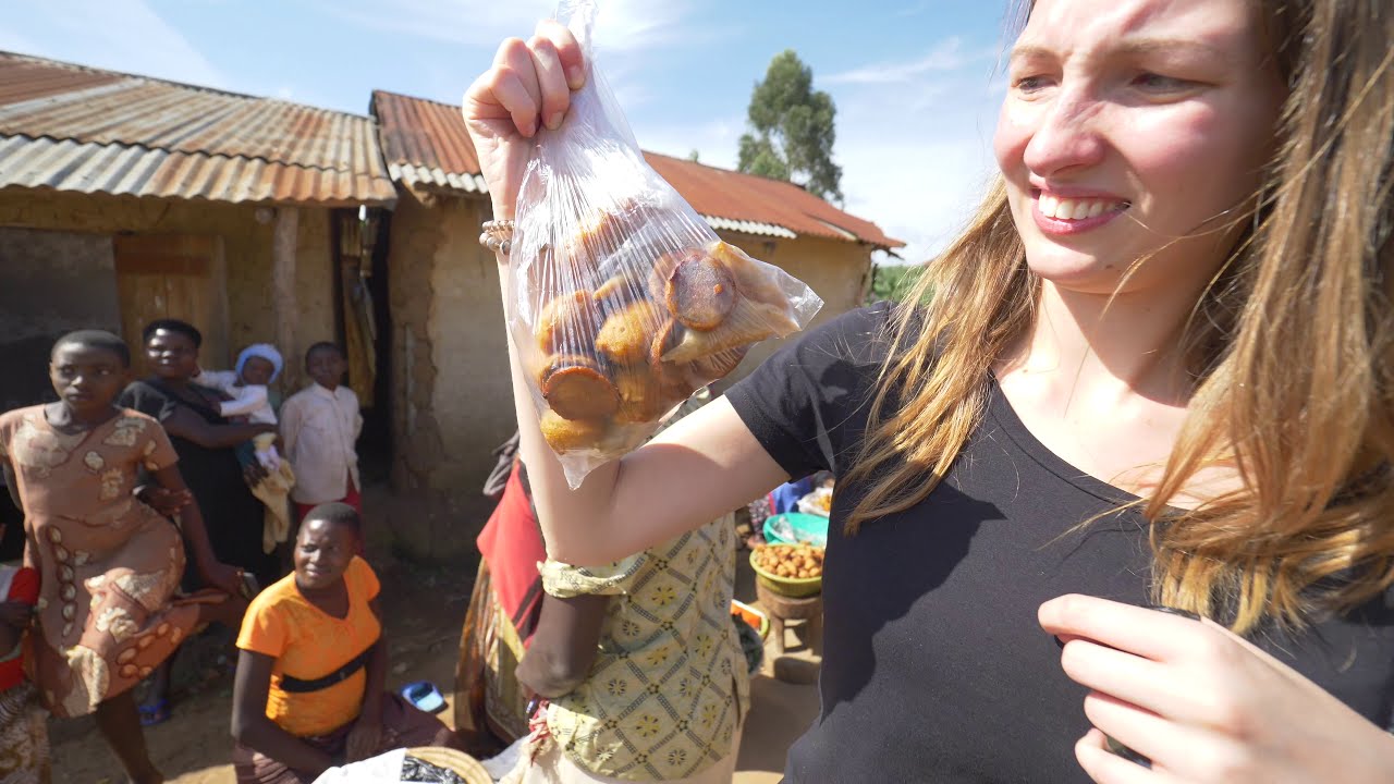Afrykańska wioska  - Uganda [4K]