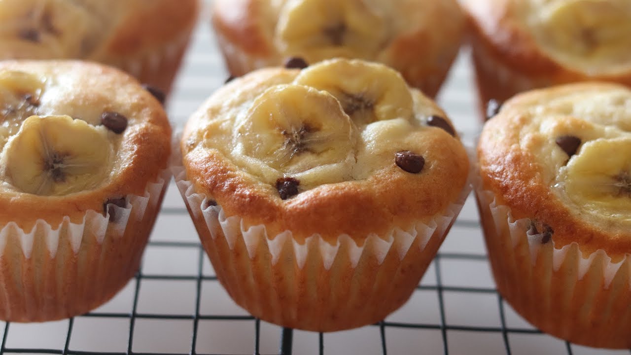 【バター・小麦粉不使用】混ぜて焼くだけ！簡単米粉のバナナマフィンの作り方／Banana muffine recipe