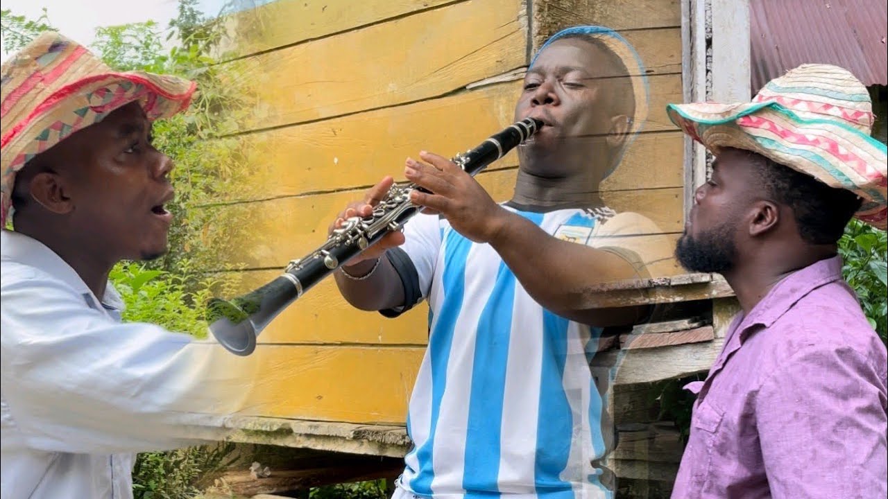 El vecino lo encontró con el clarinete de Demetrio #viral #viralvideo #video