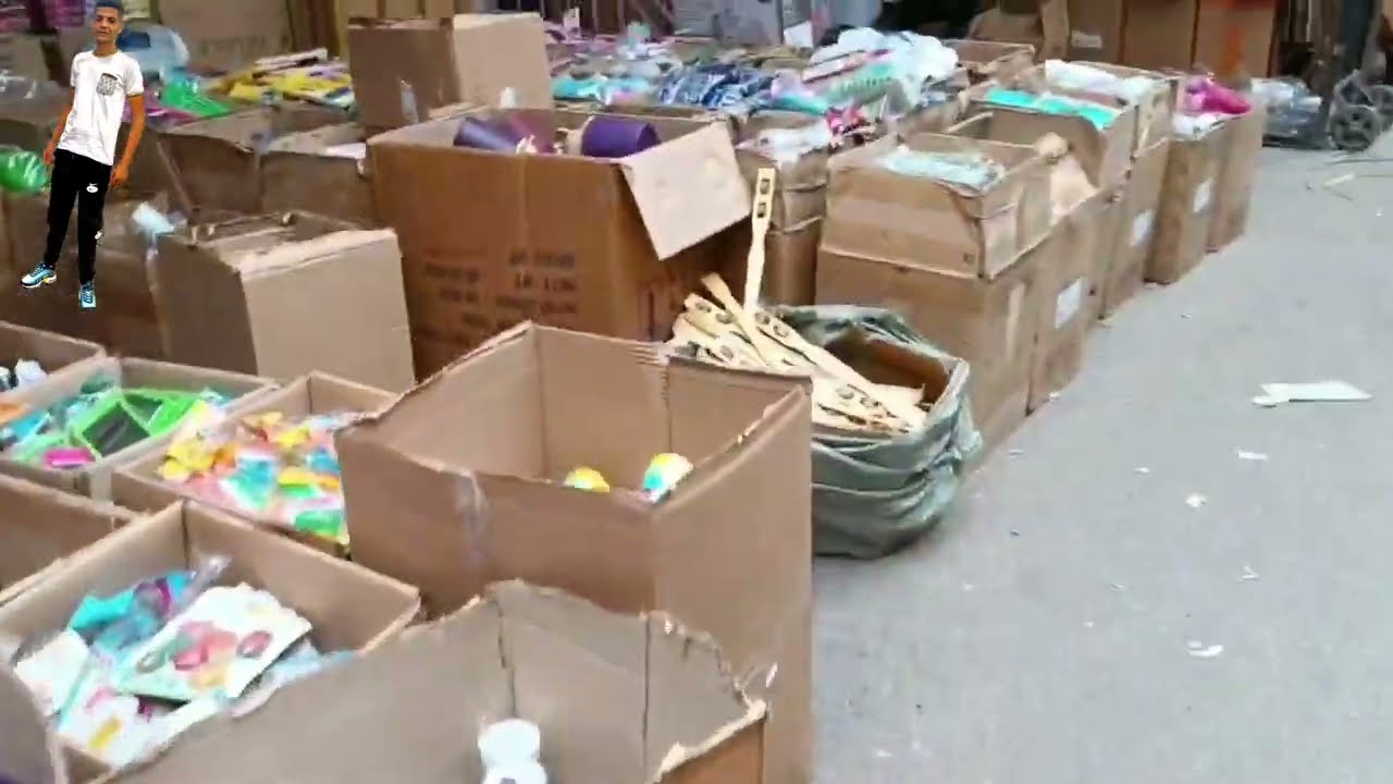 أكبر قساريةالجملة في درب عمر  لبيع الأواني و كل ما يتعلق بمستلزمات المنزل