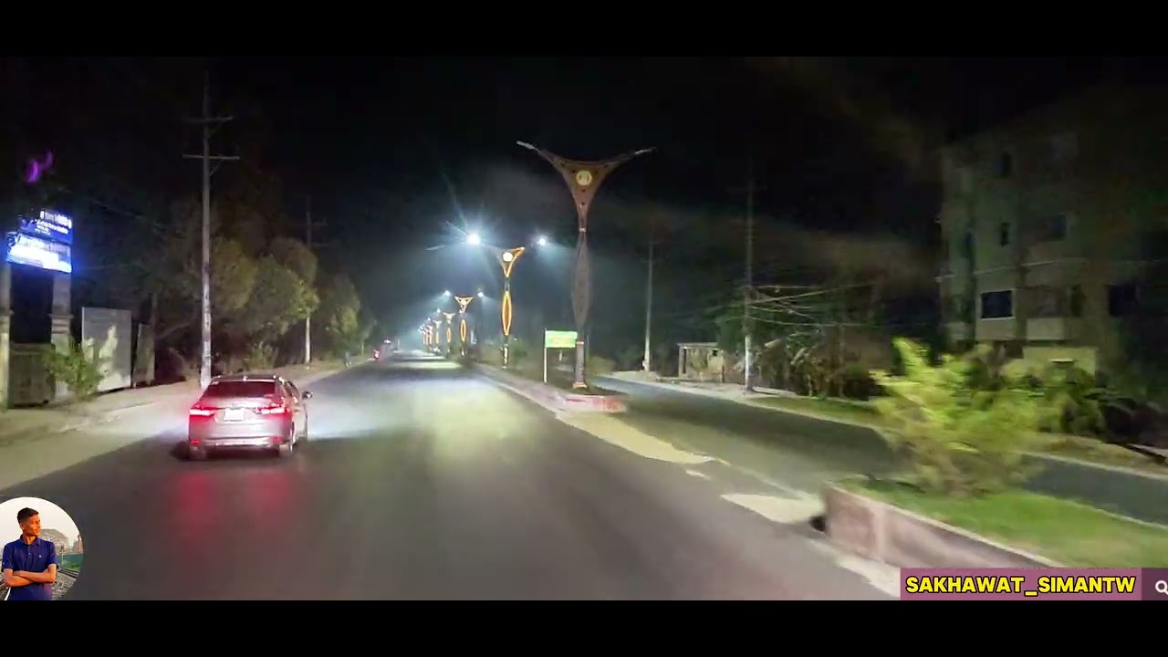 রাতের রাজশাহী শহর। 