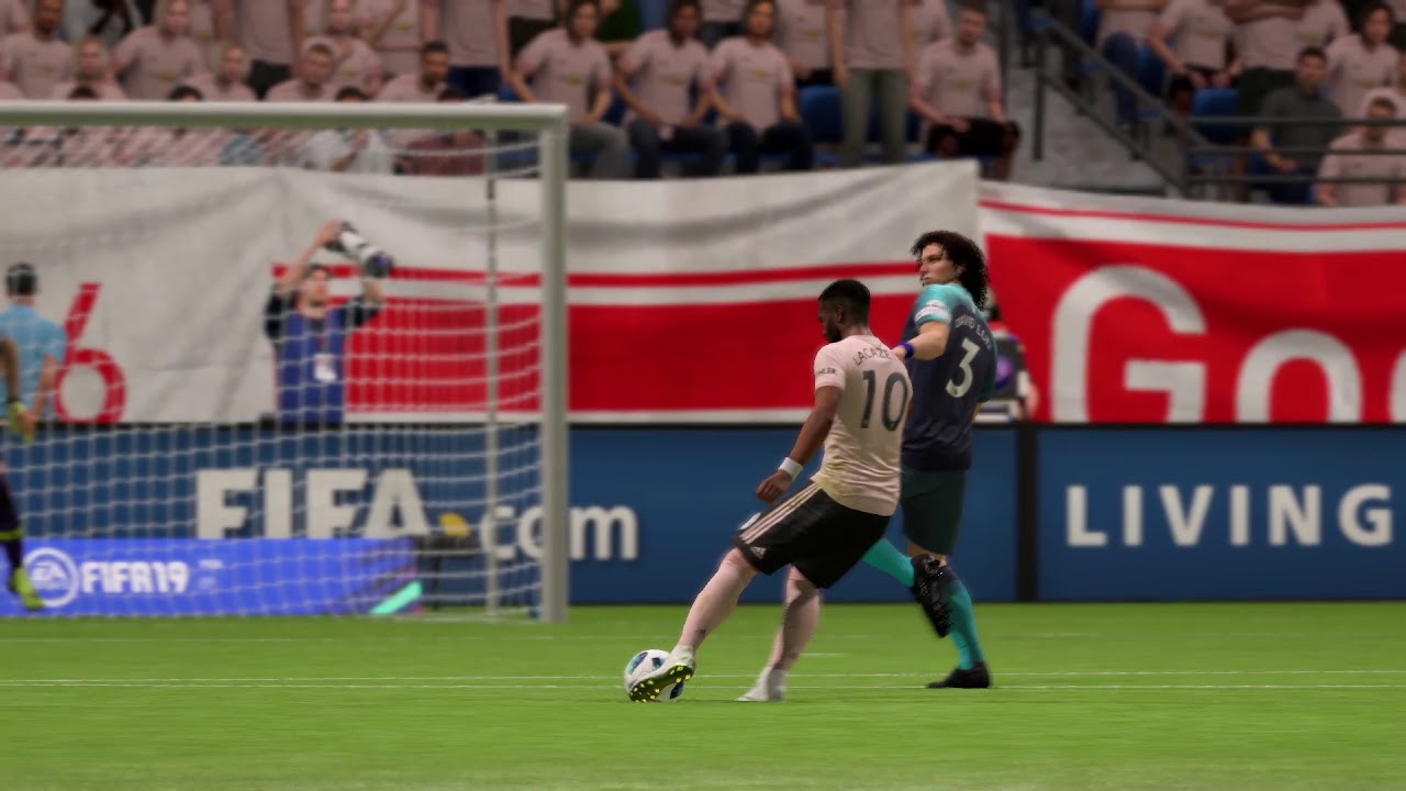 FUT19. Первый пошел!