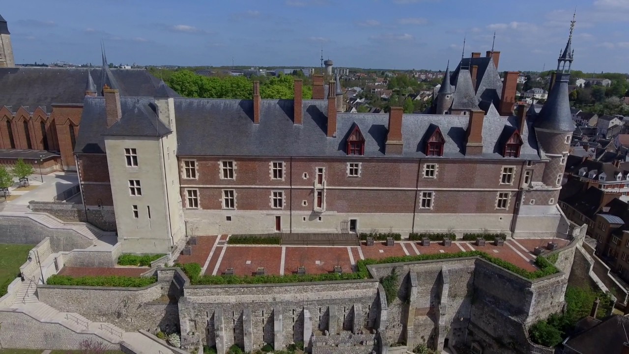 La renaissance du château-musée de Gien