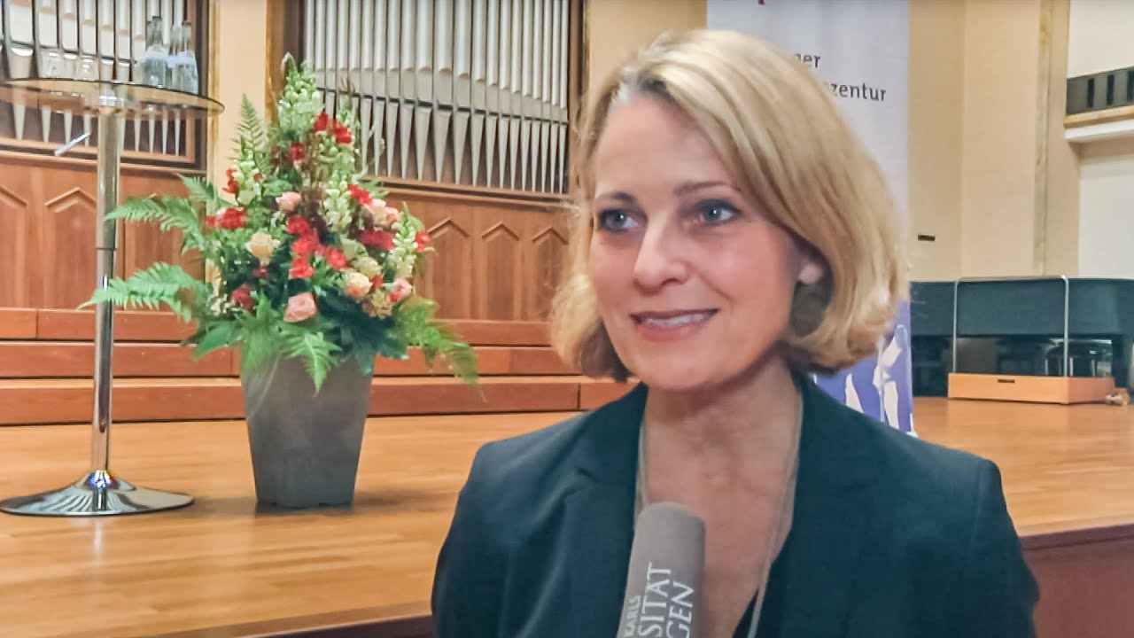 Tübinger Mediendozentur 2015 mit Miriam Meckel