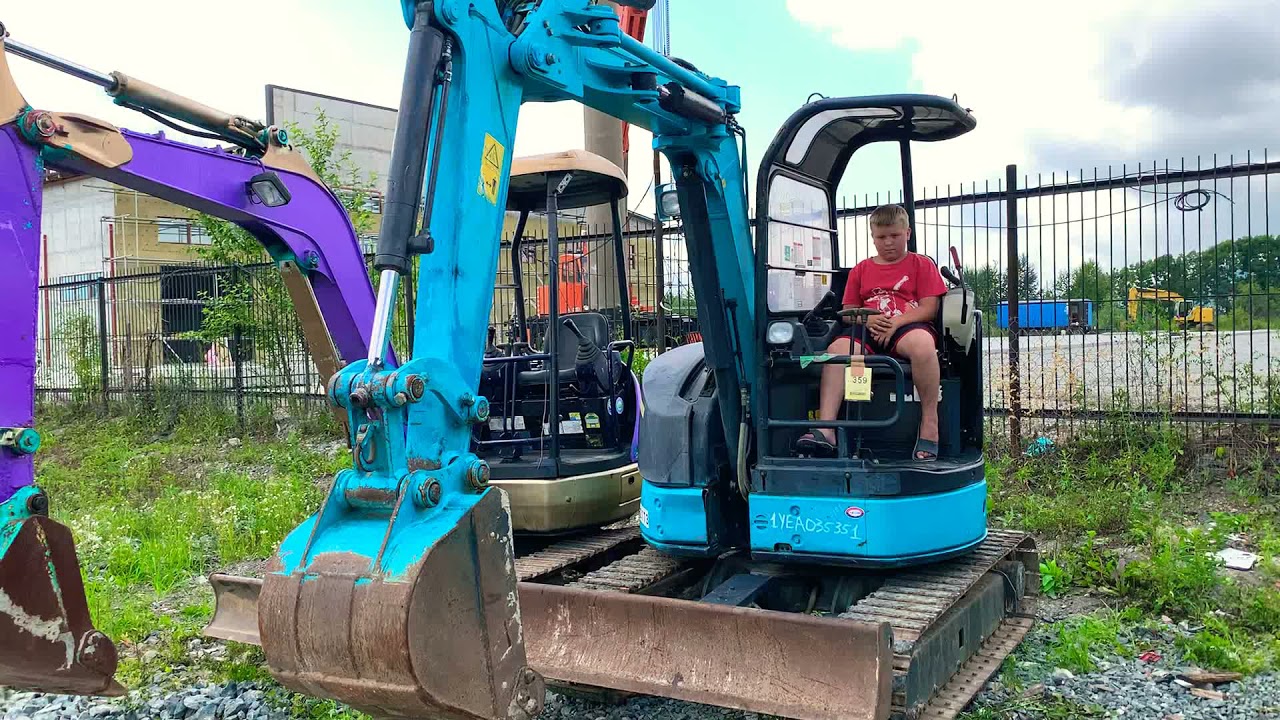 Экскаватор Аирмен/Хитачи AX30 / вес 3т / цена 1.400
