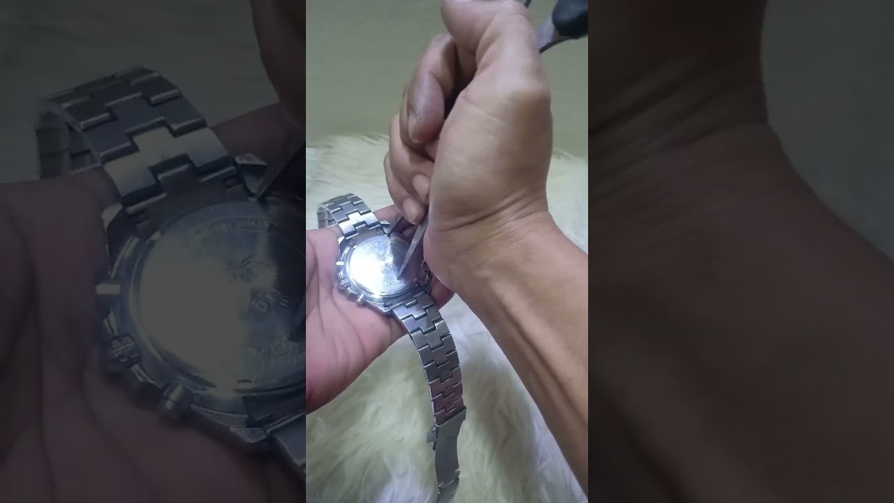 Membuka tutup / backcase jam tangan dengan gunting #jamtangan #shorts