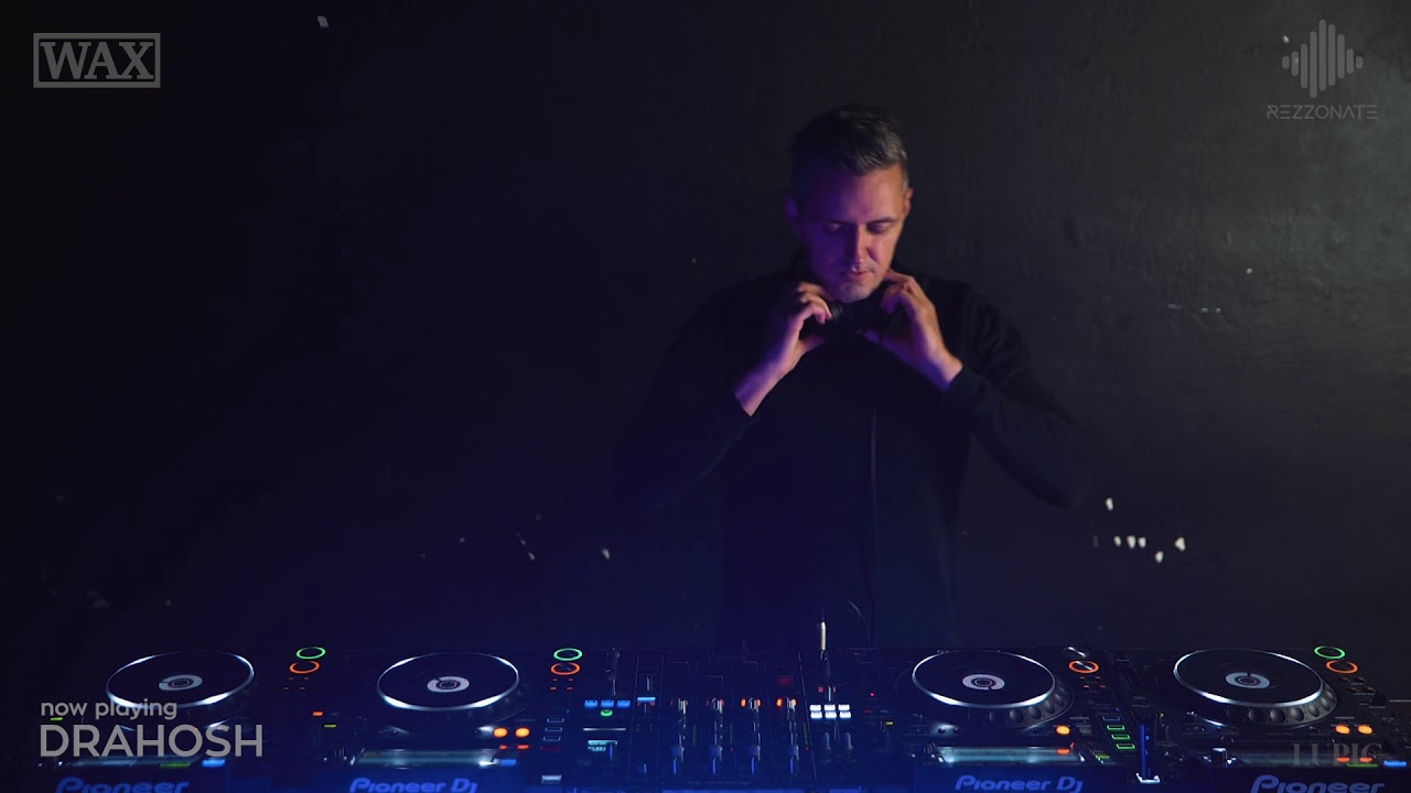 STREAMZZ#01 &ndash; Techno by REZZONATE & WAX