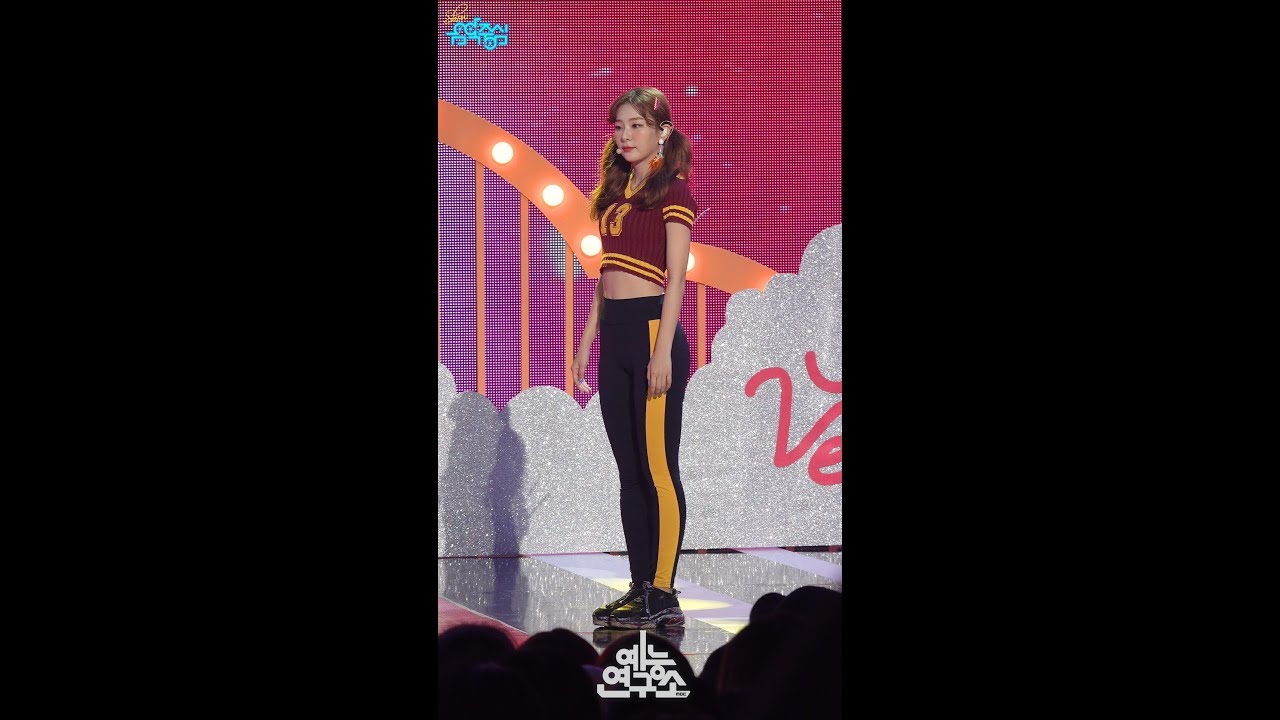 [예능연구소 직캠] 레드벨벳 파워 업 슬기 Focused @쇼!음악중심_20180811 Power up Red Velvet SEULGI