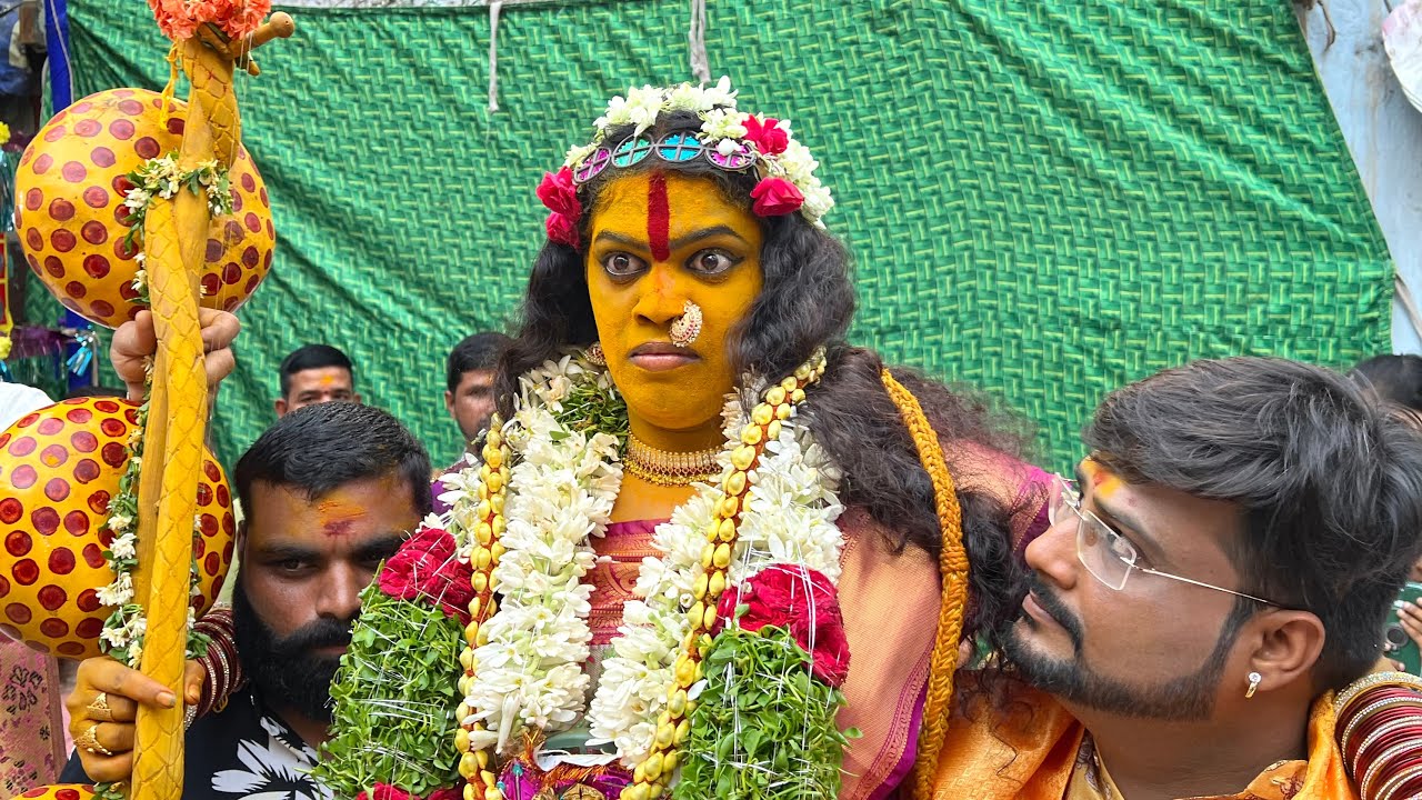 Jogini Anuradha Rangam Bhavishyavani 2025 : Sri Paineeru Muthyalamma Temple | Bonalu Rangam 2025