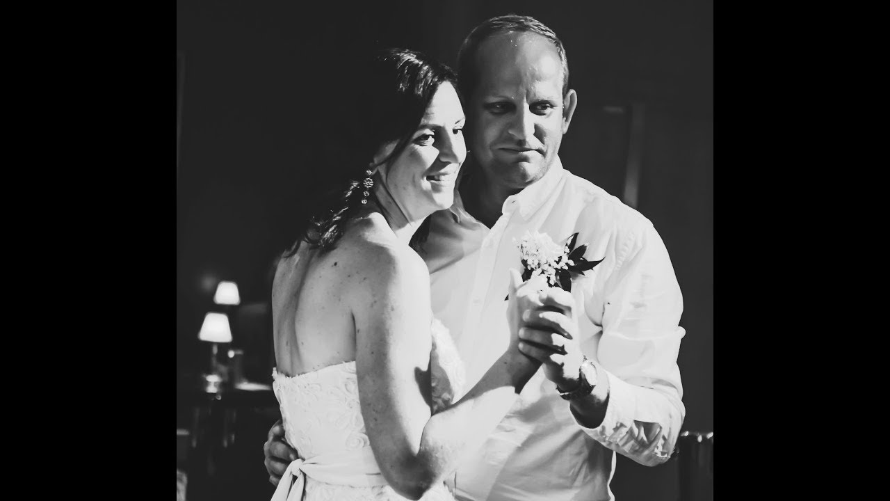Kelly and Darren's 10th anniversary vow renewal