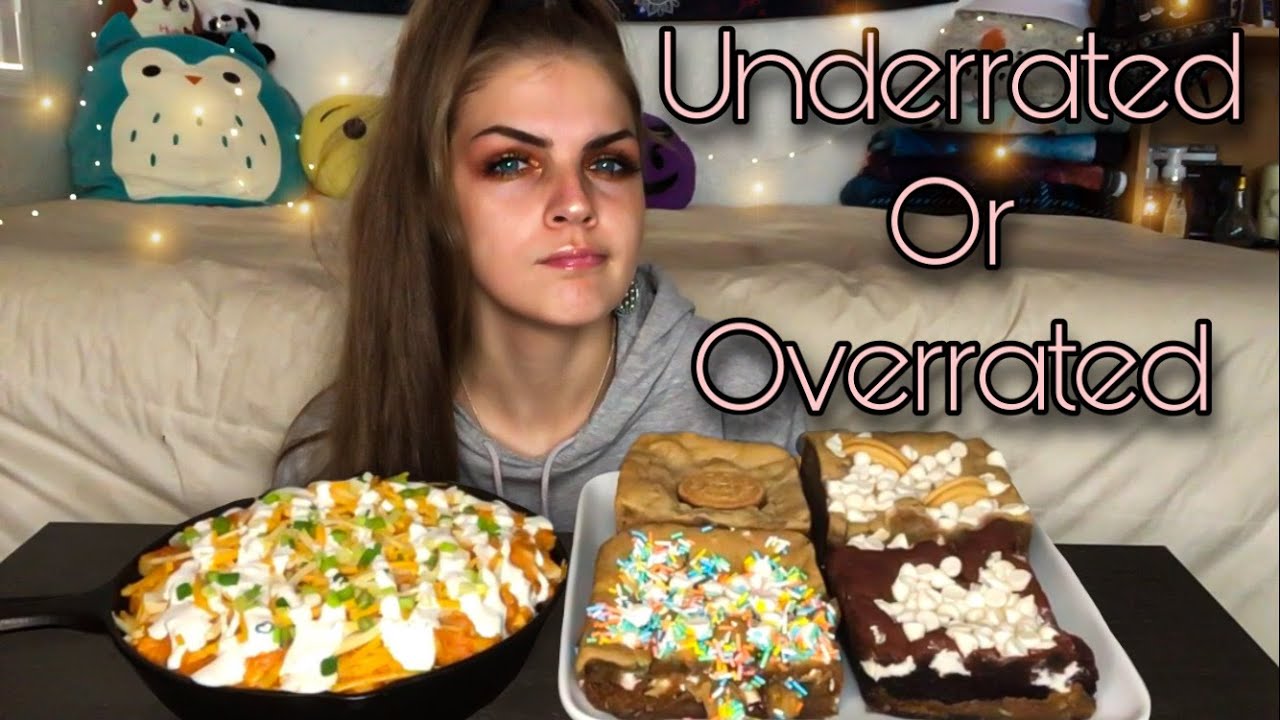 SPICY BUFFALO 'Chicken' LOADED FRIES and CRAZY Gooey Brownies MUKBANG (Vegan)