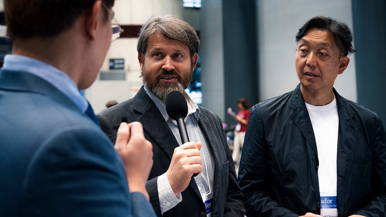 Как японские СМИ освещают мир — и что они упускают из виду | Вирджил Хокинс, Нобуюки Окумура