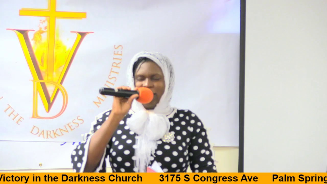 Map travay pou Jezi nan vwayaj mwen /// Bondye pa janm lage m /// Sr Roberta Cheristin